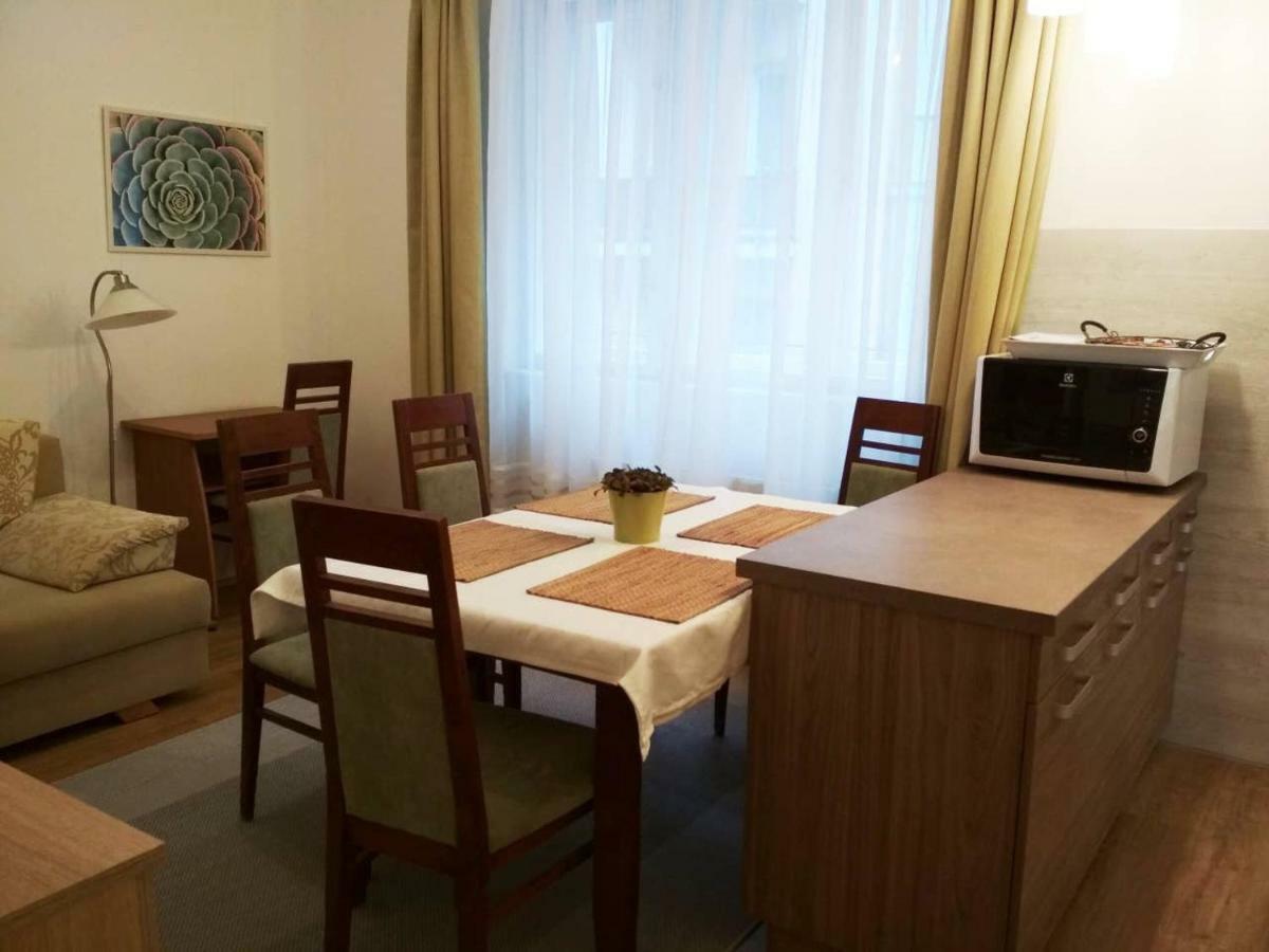Zsuzsa Apartman Budapest Exterior photo