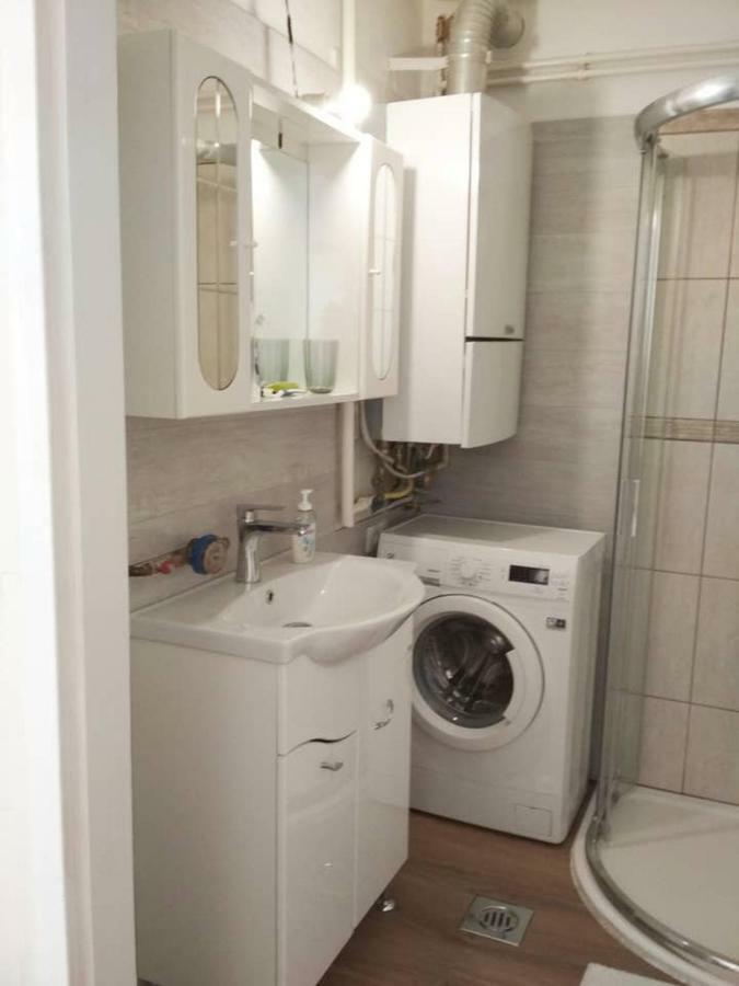 Zsuzsa Apartman Budapest Exterior photo