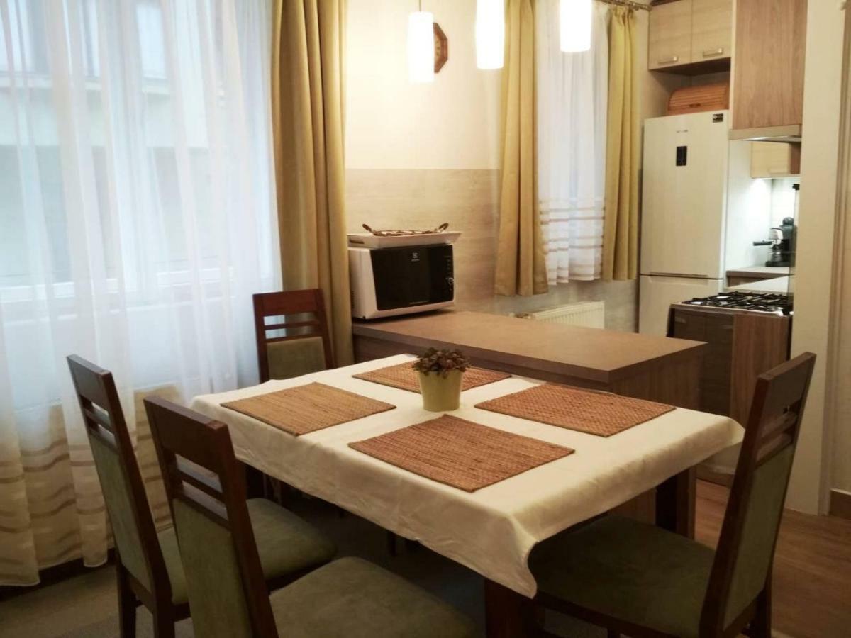 Zsuzsa Apartman Budapest Exterior photo